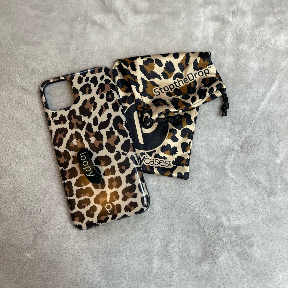 Leopard Loopy Case